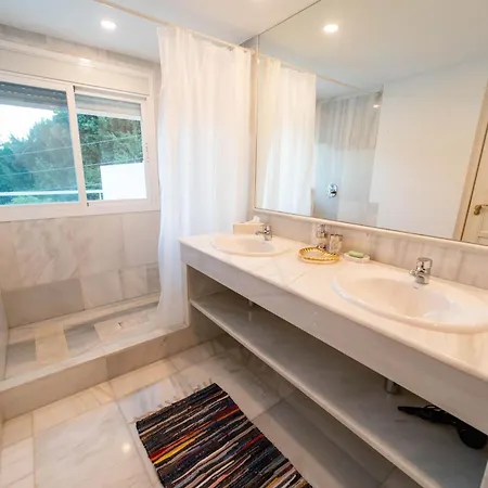 5b Townhouse In Puente Hills Apartment *