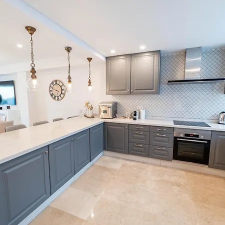 5b Townhouse In Puente Hills *