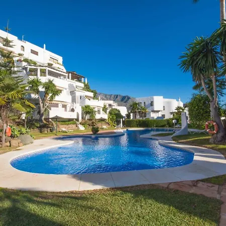 Apartment 5b Townhouse In Puente Hills Marbella